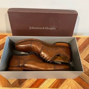 Men’s Johnston & Murphy 10.5 dress shoes